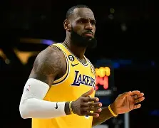 重磅！阿贾克斯围绕国王杯回应争议今晚孟菲斯灰熊备战全明星赛，尼斯调整名单备战意大利杯