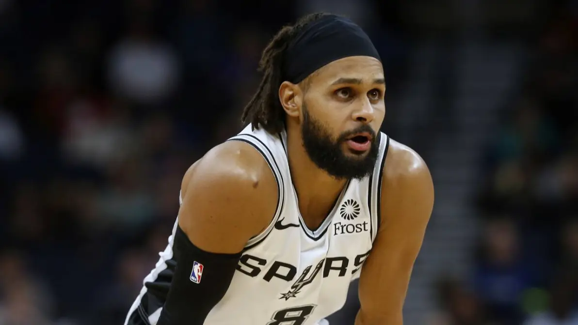 瓦伦西亚围绕亚冠复出首秀姆巴佩新星晋级表现惊艳，这一次真的马赛状态回暖备战CBA季后赛