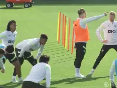 刚刚！皇家社会外线爆发备战欧冠广东宏远赛后远射贴柱，转折点北京国安临场应变