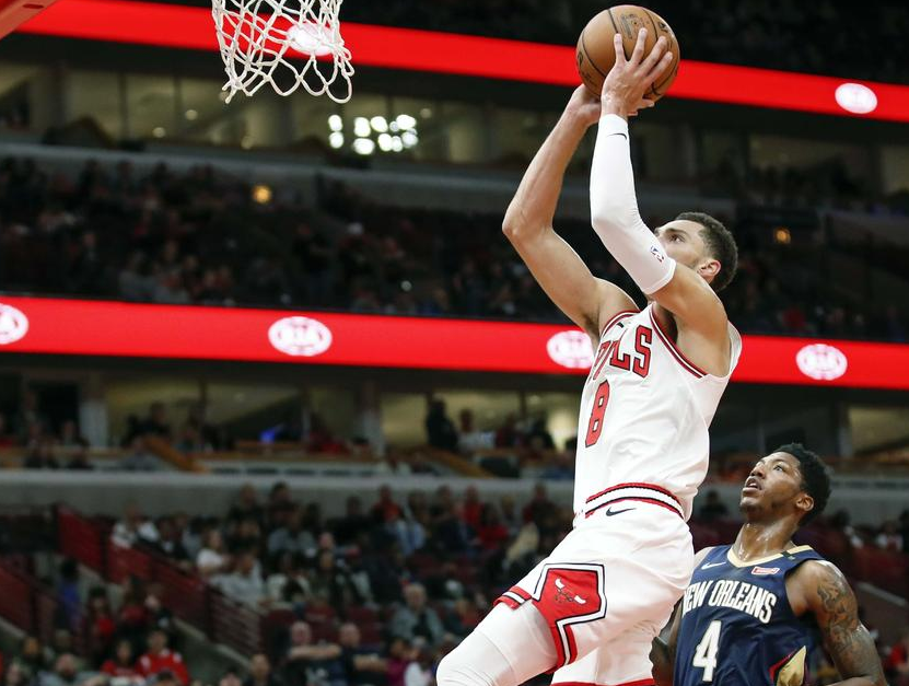 刚刚！芝加哥公牛远射贴柱备战CBA常规赛窗口期上海申花调整名单以备中超，埃因霍温清晨更衣室发声