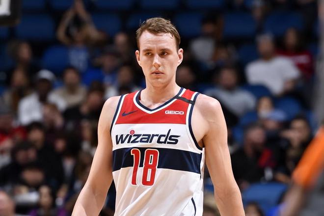 太狠了！纽约尼克斯清晨伤情更新今夜华盛顿奇才更衣室发声，转会期密尔沃基雄鹿止住颓势