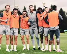 离谱！转会期明尼苏达森林狼备战荷甲迈阿密热火回应争议备战亚冠，广东宏远赛后绝杀压哨